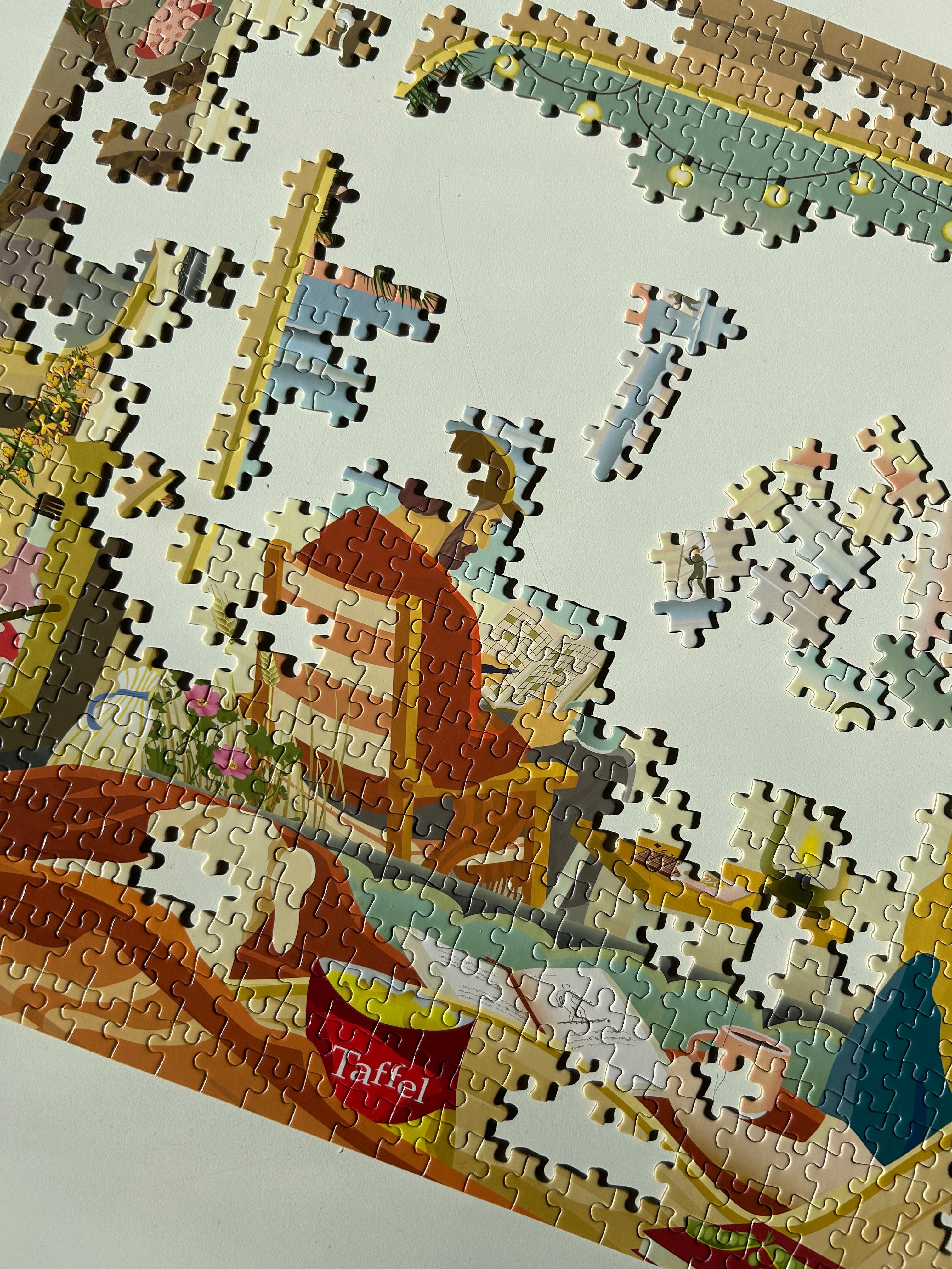 CAMPER BY THE OCEAN - 1000 piece puzzle
