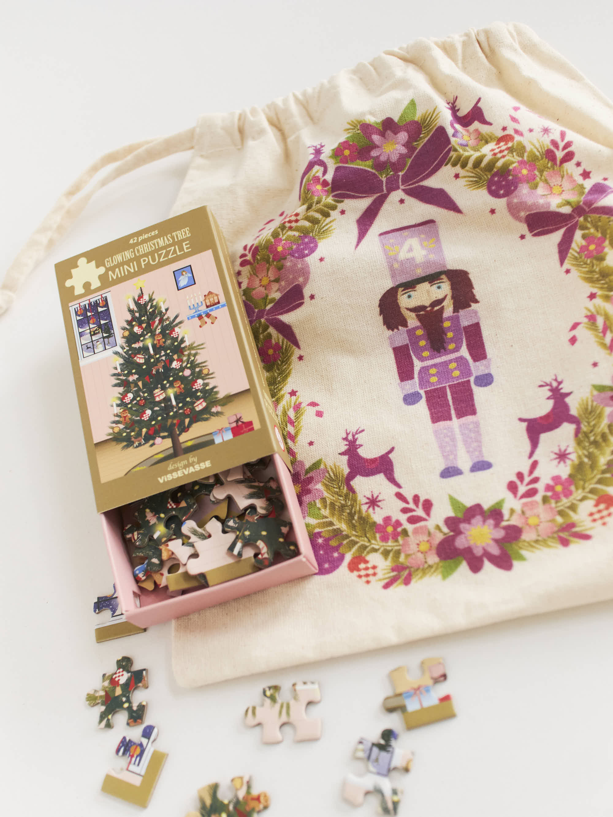 Adventskalender med puslespil fra VISSEVASSE