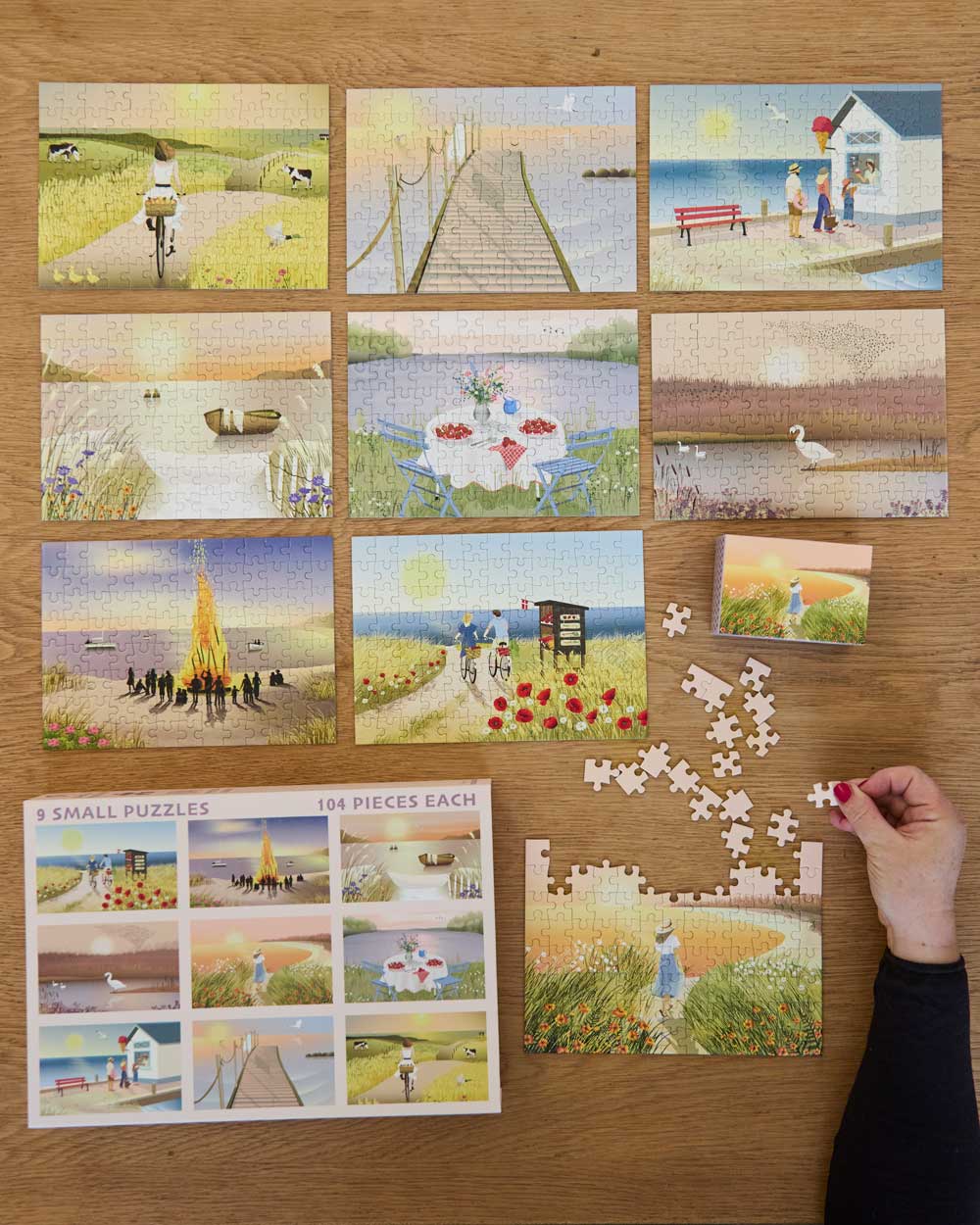 SUMMER MOMENTS - Puzzle box with nine small puzzles from ViSSEVASSE