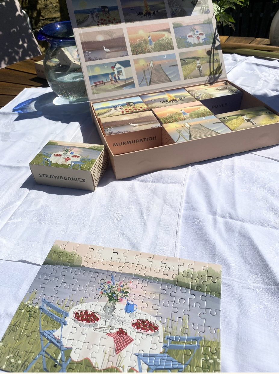 SUMMER MOMENTS - puzzle box with nine small puzzles